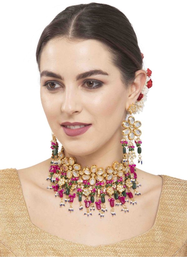 Necklace Set Stone Work in Gold