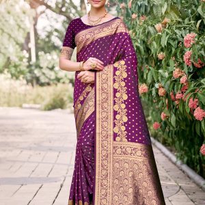 Silk Classic Saree In Wine