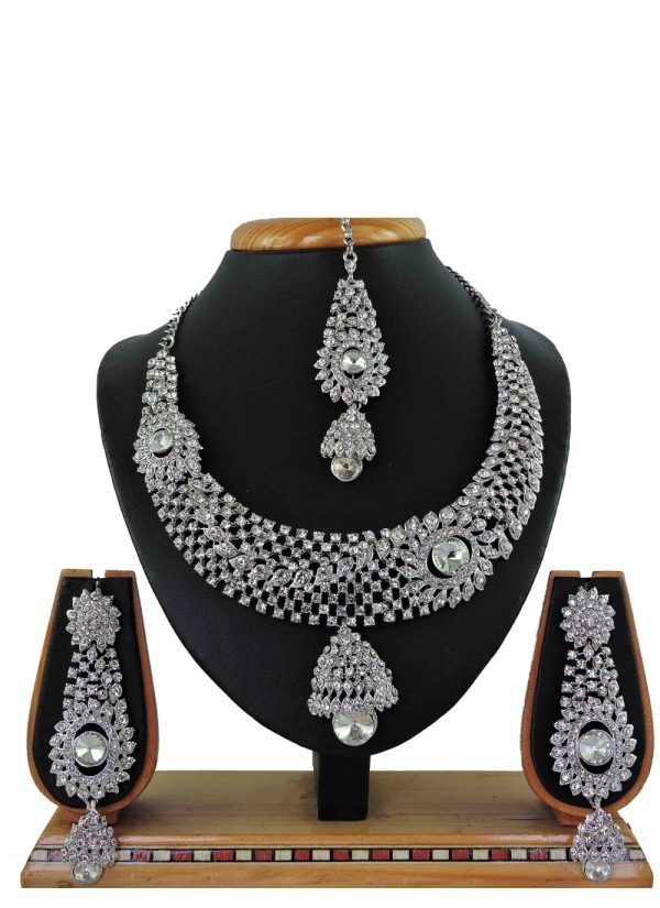 White Stone Work Party Necklace Set