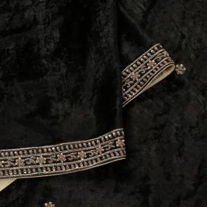 Discover the elegance of our Black Velvet Dupatta featuring intricate zardozi hand-embroidered borders by CoutureCraze. A luxurious addition to your festive wardrobe.