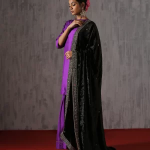 "Elevate your style with our Black Velvet Dupatta featuring intricate zardozi hand-embroidered borders by CoutureCraze. Perfect for weddings and festive occasions."
