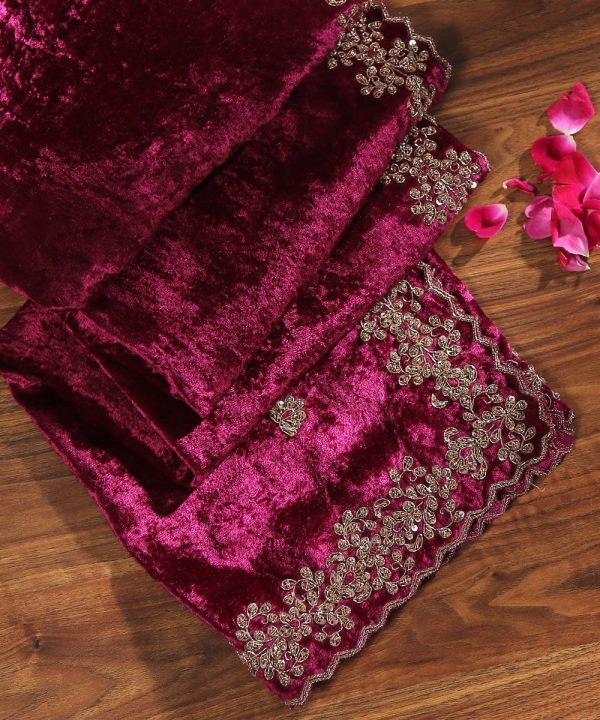 Exquisite Plum Velvet Dupatta with intricate zardozi hand embroidery. Perfect for weddings and festive events. A luxurious blend of traditional elegance and artistry.