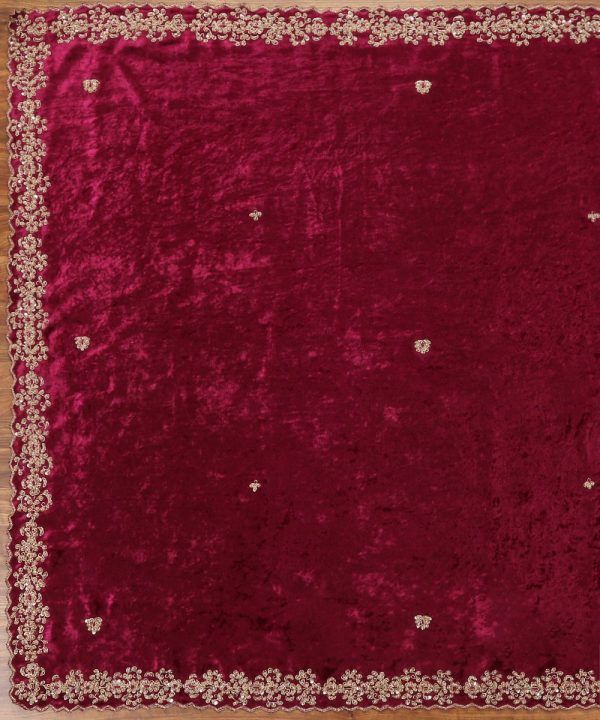 Exquisite Plum Velvet Dupatta with intricate zardozi hand embroidery. Perfect for weddings and festive events. A luxurious blend of traditional elegance and artistry.