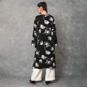 Women's Stylish One Piece Knee Length Dress for Ladies, Black Trendy Kurtas for Ladies, Round Neck, by couturecraze The Women's Stylish One-Piece Knee-Length Dress by CoutureCraze combines elegance with modern flair, offering a versatile choice for various occasions. This dress, designed with a round neck and knee-length cut, provides a chic yet comfortable fit that’s ideal for day or evening wear. The black color adds a classic touch, making it easy to accessorize and style for both formal and casual settings. For those who love traditional wear with a contemporary twist, the trendy black kurta style offers a balance of sophistication and simplicity. Its design works beautifully on its own or paired with accessories for an elevated look. Whether you’re attending a casual gathering or a more formal event, this one-piece dress adapts effortlessly to your style needs. With its timeless black shade and knee-length silhouette, this CoutureCraze dress is an essential addition to any wardrobe, promising both comfort and elegance in one stylish piece Thank you for choosing [couturecraze]! We’re delighted to be part of your style journey. Our handcrafted pieces will bring elegance to your wardrobe, and we’re excited for you to experience the beauty of traditional artistry. What’s Next? While we package your order, consider these ways to enhance your shopping experience with us: Browse Our Styling Guides: Discover expert tips for pairing your dupatta with various outfits for different occasions. Explore New Arrivals: Check out our latest collection of dupattas, sarees, and accessories to complete your look. Visit Our Blog for Style Inspiration: Gain insights into the rich heritage of handloom and embroidery while learning about our artisans' craft. Stay Connected To stay updated on our latest collections, styling tips, and special offers, follow us on Instagram and Facebook. Join our community and be inspired by beautiful traditional wear! Instagram: couture craze Facebook: couture craze YouTube: couture craze Thank you for your support! We look forward to seeing how you style your new dupatta! Questions or Assistance? Our customer support team is here for you! Feel free to contact us anytime with questions about your order or visit our Contact Us page for more information. Thank you for supporting traditional craftsmanship!