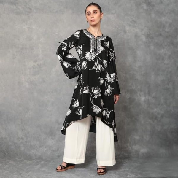 Women's Stylish One Piece Knee Length Dress for Ladies, Black Trendy Kurtas for Ladies, Round Neck, by couturecraze The Women's Stylish One-Piece Knee-Length Dress by CoutureCraze combines elegance with modern flair, offering a versatile choice for various occasions. This dress, designed with a round neck and knee-length cut, provides a chic yet comfortable fit that’s ideal for day or evening wear. The black color adds a classic touch, making it easy to accessorize and style for both formal and casual settings. For those who love traditional wear with a contemporary twist, the trendy black kurta style offers a balance of sophistication and simplicity. Its design works beautifully on its own or paired with accessories for an elevated look. Whether you’re attending a casual gathering or a more formal event, this one-piece dress adapts effortlessly to your style needs. With its timeless black shade and knee-length silhouette, this CoutureCraze dress is an essential addition to any wardrobe, promising both comfort and elegance in one stylish piece Thank you for choosing [couturecraze]! We’re delighted to be part of your style journey. Our handcrafted pieces will bring elegance to your wardrobe, and we’re excited for you to experience the beauty of traditional artistry. What’s Next? While we package your order, consider these ways to enhance your shopping experience with us: Browse Our Styling Guides: Discover expert tips for pairing your dupatta with various outfits for different occasions. Explore New Arrivals: Check out our latest collection of dupattas, sarees, and accessories to complete your look. Visit Our Blog for Style Inspiration: Gain insights into the rich heritage of handloom and embroidery while learning about our artisans' craft. Stay Connected To stay updated on our latest collections, styling tips, and special offers, follow us on Instagram and Facebook. Join our community and be inspired by beautiful traditional wear! Instagram: couture craze Facebook: couture craze YouTube: couture craze Thank you for your support! We look forward to seeing how you style your new dupatta! Questions or Assistance? Our customer support team is here for you! Feel free to contact us anytime with questions about your order or visit our Contact Us page for more information. Thank you for supporting traditional craftsmanship!